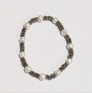 Beautiful 8mm Ivory Color Genuine Baroque Freshwater Pearls 7" Stretch Bracelet